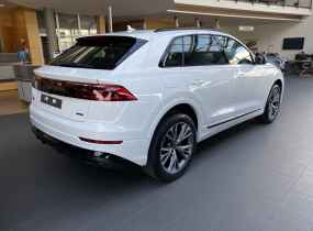 Audi Q8 2025