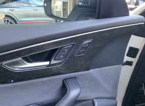 Audi Q8 2025