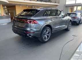 Audi Q8 2025