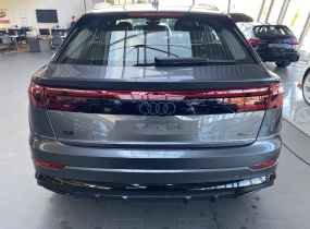Audi Q8 2025