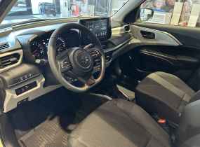 Suzuki SWIFT 1.2L 2WD CVT GLX