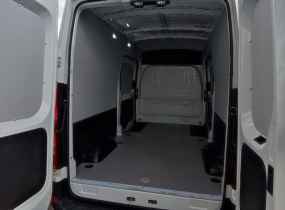 MAXUS eDELIVER 9