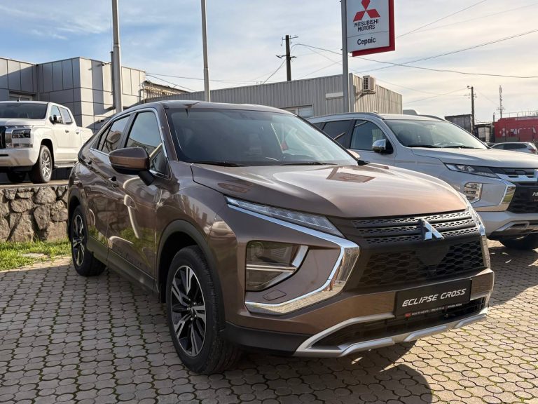 MITSUBISHI Eclipse Cross 1.5 CVT Invite