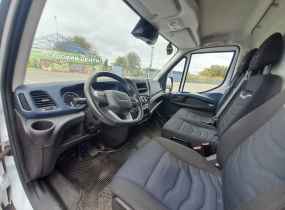 Грузовий фургон IVECO DAILY 35S14G б/в на метані