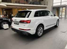 Audi Q7 2025