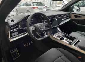 Audi SQ8 2025