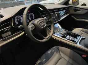 Audi Q8 2025
