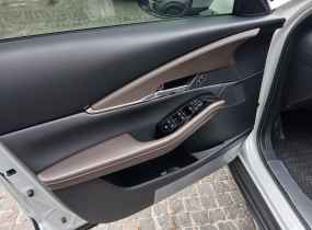 MAZDA CX-30 2.0 4wd Executive