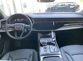 Audi Q8 2025