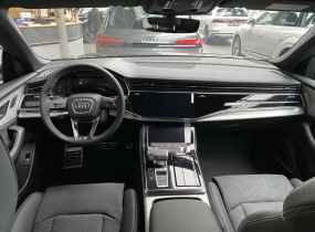 Audi Q8 2025