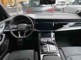 Audi Q8 2025
