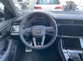 Audi Q8 2025