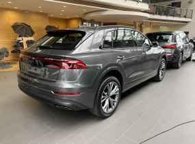 Audi Q8 2025