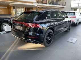 Audi Q8 2025