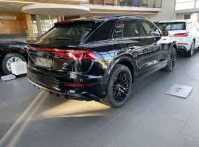 Audi Q8 2025