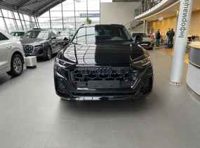Audi SQ8 2025