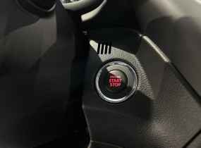 Suzuki S-cross 1.4T 2WD M/T GL