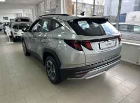 HYUNDAI Tucson NX4 PE 2.0 Express 2WD 6AT