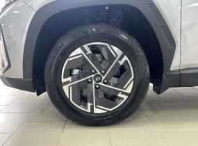 HYUNDAI Tucson NX4 PE 2.0 Express 2WD 6AT