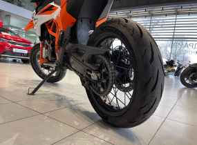 KTM 390 SMC R 2025