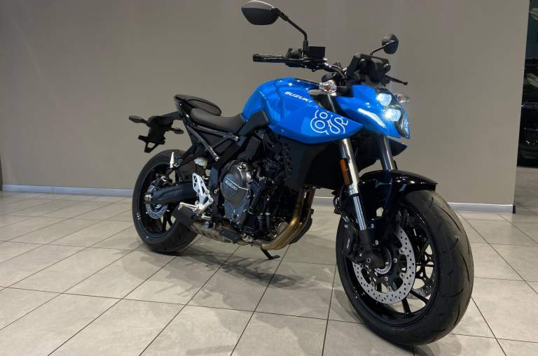 Suzuki GSX-8S