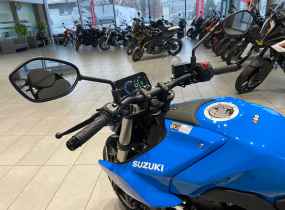 Suzuki GSX-8S