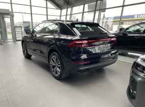 Audi Q8 2025