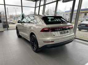 Audi Q8 2025