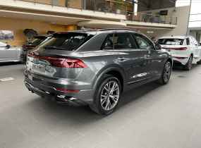 Audi Q8 2025