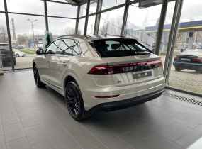Audi Q8 2025