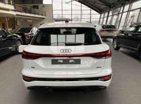 Audi Q6 e-tron 2025