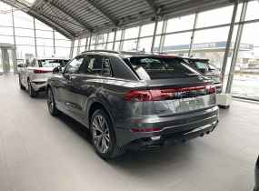 Audi Q8 2025