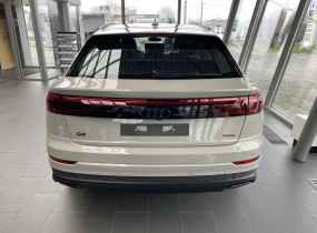 Audi Q8 2025