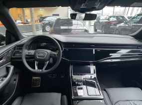 Audi Q8 2025