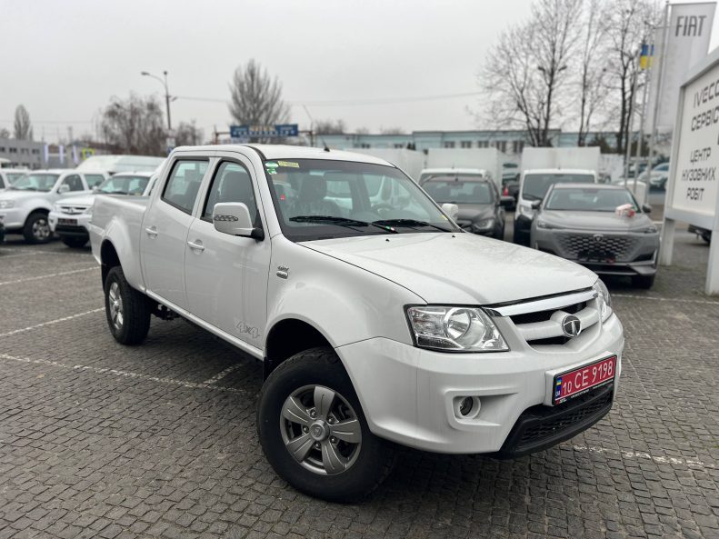 TATA Xenon X2