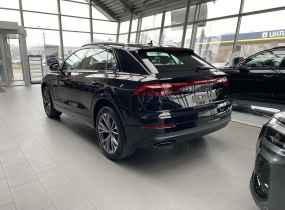 Audi Q8 2025