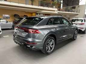 Audi Q8 2025