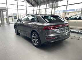 Audi Q8 2025