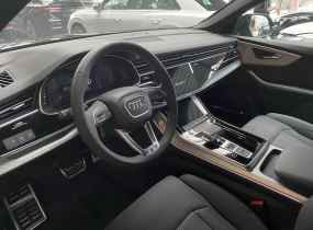 Audi Q8 2025