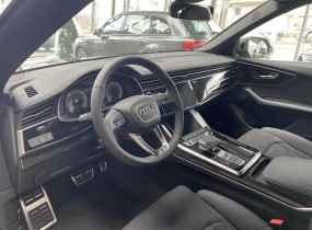 Audi Q8 2025