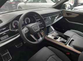 Audi Q8 2025