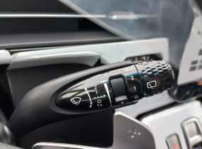 HYUNDAI Staria US4 2.2 CRDi 7-Top Nappa 8AT 4WD