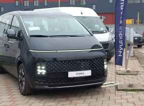 HYUNDAI Staria US4 2.2 CRDi 7-Top Nappa 2SR 8AT 4WD