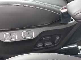 HYUNDAI Staria US4 2.2 CRDi 7-Top Nappa 8AT 4WD