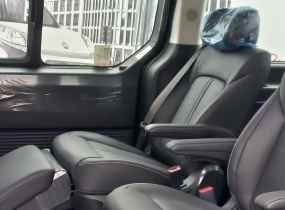 HYUNDAI Staria US4 2.2 CRDi 7-Top Nappa 2SR 8AT 4WD