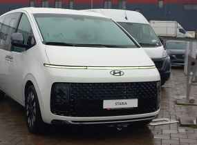 HYUNDAI Staria US4 2.2 CRDi 7-Top Nappa 8AT 4WD