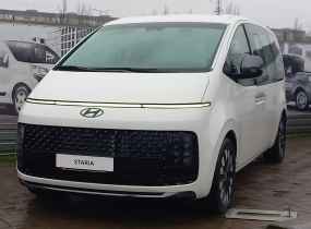 HYUNDAI Staria US4 2.2 CRDi 7-Top Nappa 8AT 4WD
