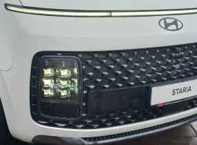HYUNDAI Staria US4 2.2 CRDi 7-Top Nappa 8AT 4WD