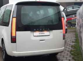 HYUNDAI Staria US4 2.2 CRDi 7-Top Nappa 8AT 4WD