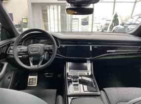 Audi Q8 2025
